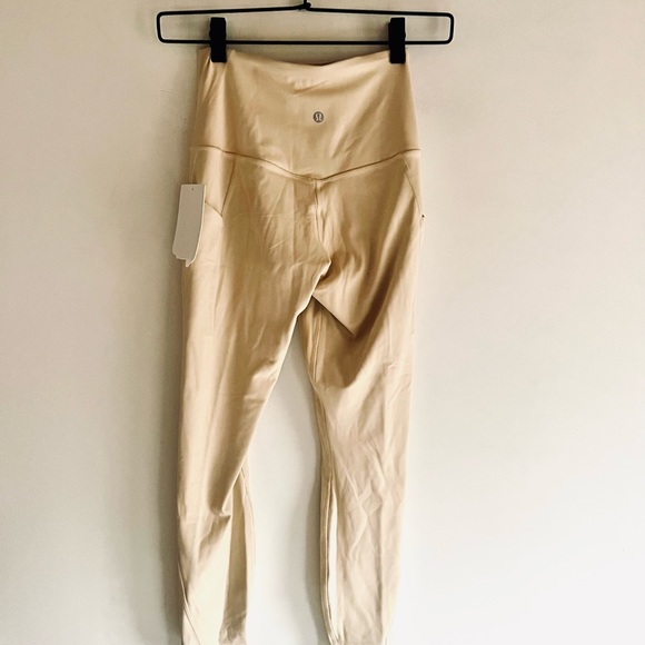 - lululemon Align™ High-Rise Pant 25" w/ Pockets in Butter Yellow sz 4 - Picture 6 of 12